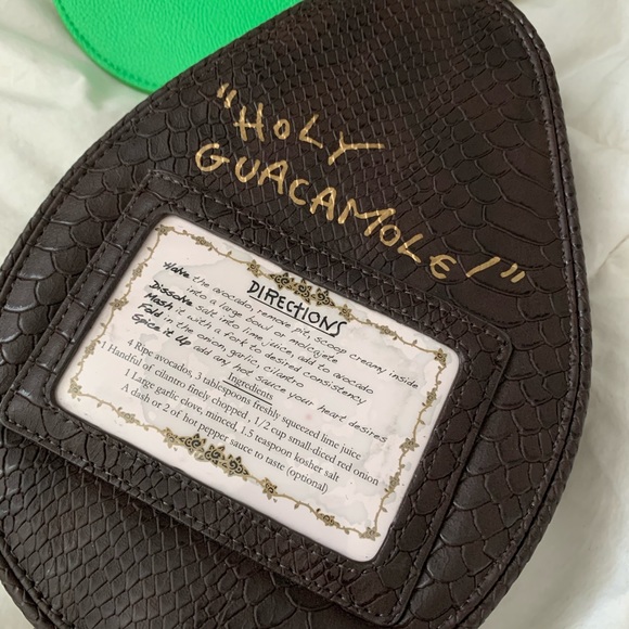 SOLD- Betsey Johnson’s Holy Guacamole handbag🥑 - Picture 3 of 4